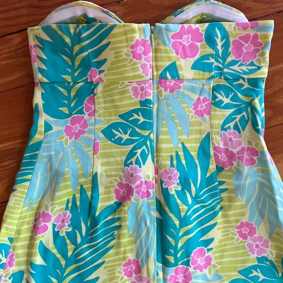 Lilly Pulitzer Strapless Silk/Spandex Hawaiian Print Dress Sz 2 - Picture 5 of 8